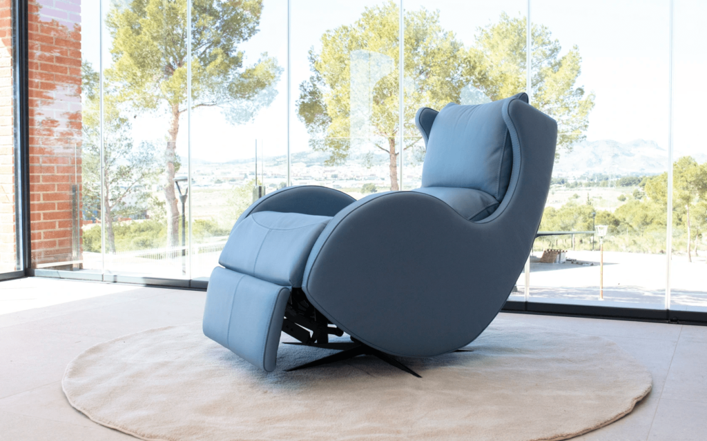 Lenny Relax Armchair by Fama