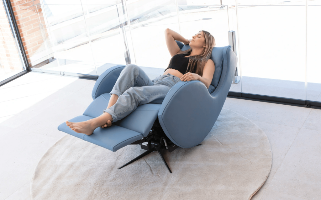 Lenny Relax Armchair by Fama